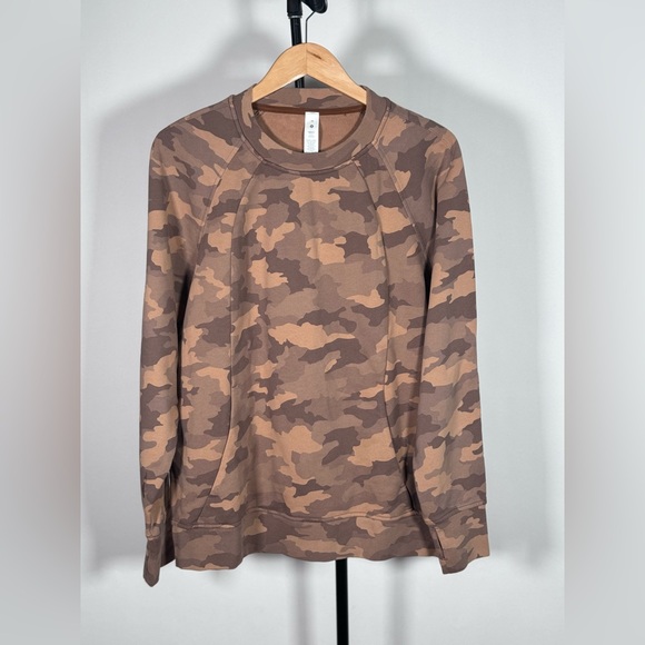 NWOT Lululemon Scuba Crew Heritage 365 Camo Beige Multi - Picture 6 of 8